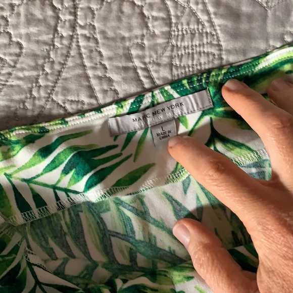 Palm print faux wrap skirt large - Picture 3 of 6